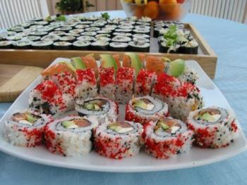 Роллы суши